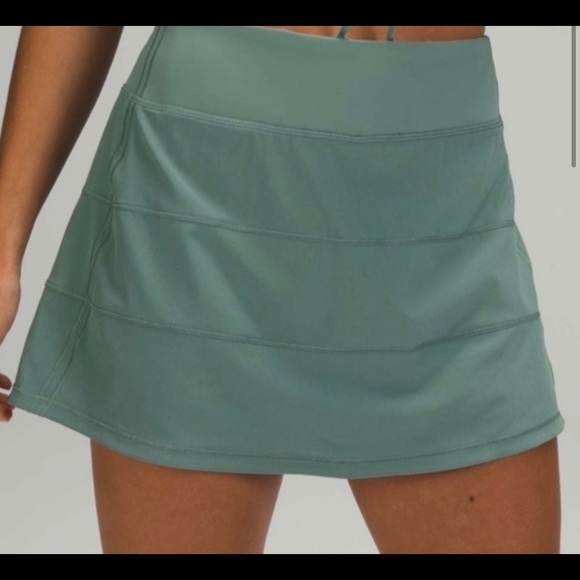 lululemon athletica Dresses & Skirts - Lululemon skirt